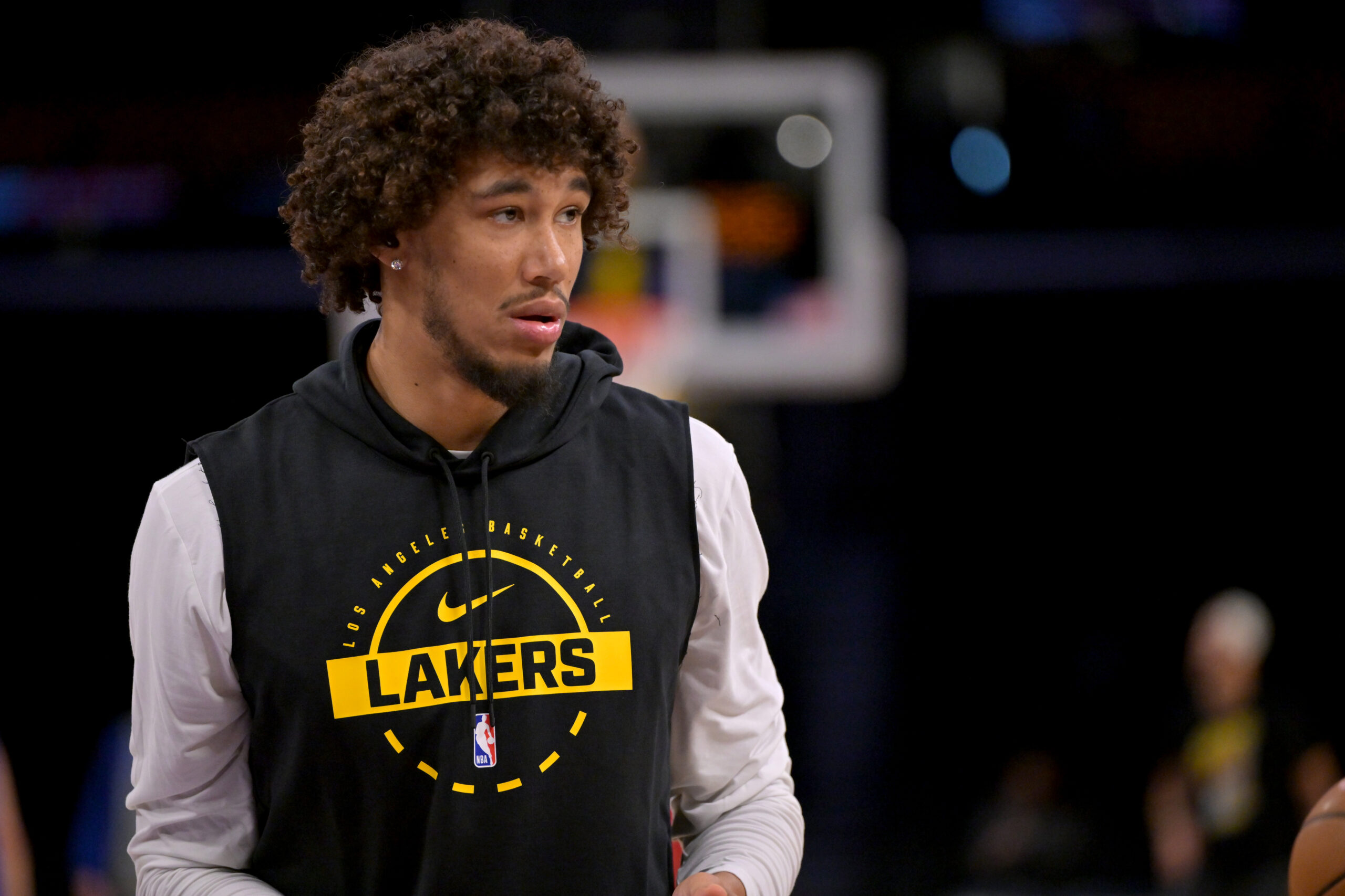 Los Angeles Lakers center Jaxson Hayes warms up before the game against the Golden State Warriors.