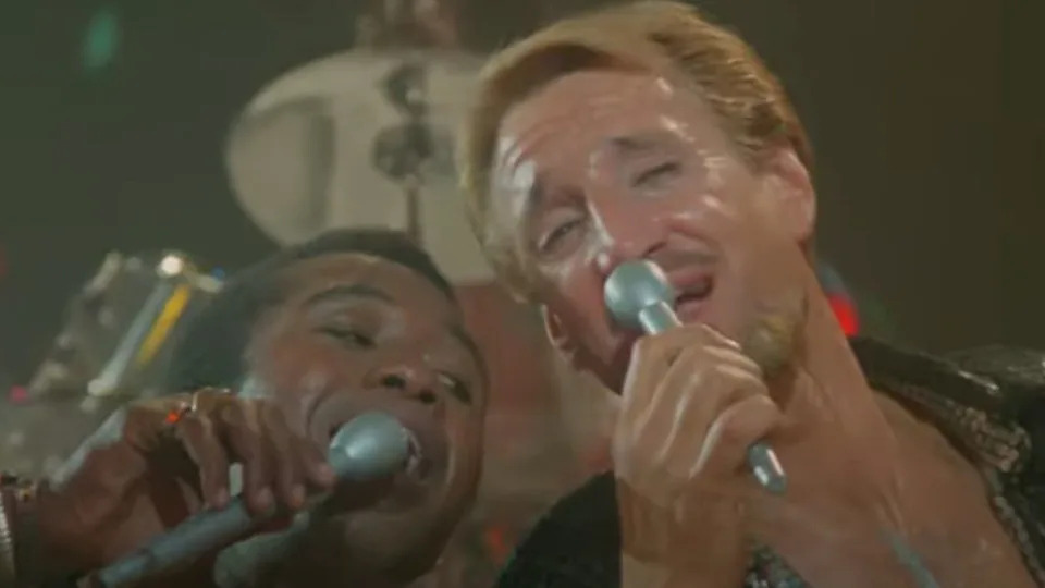  Ben Vereen and Roy Sheider singing the closing number in All That Jazz. 