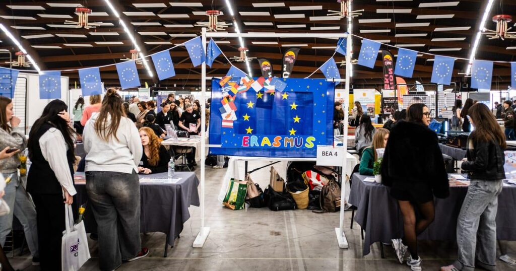 The EU opens Erasmus to North Africa and the Middle East