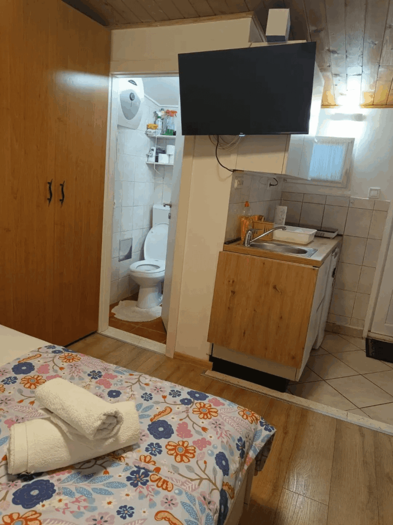 €450 + utilities - Split