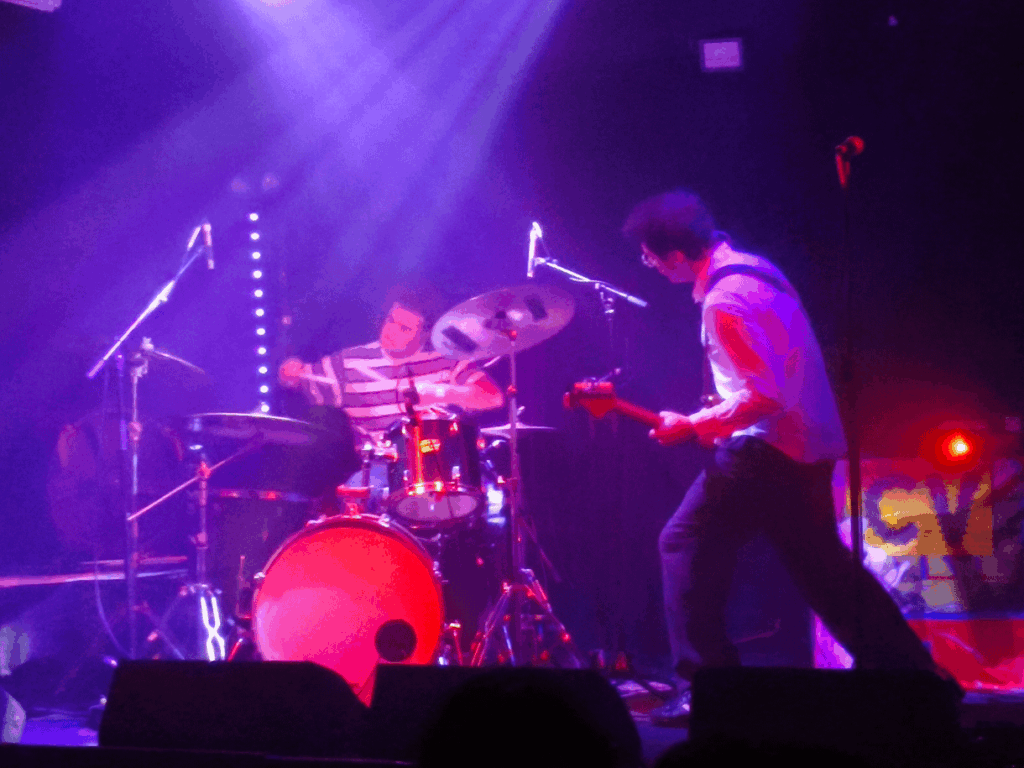 Seeing one of the best bands in Spain in concert: Cala Vento!