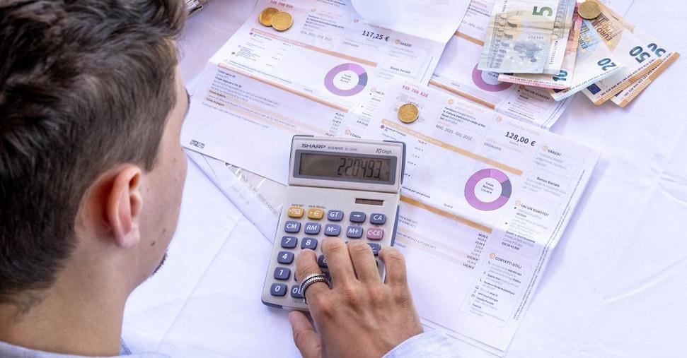 The change of supplier in 24 hours is postponed (from 1 January 2026 to by the end of 2026) but at least there are more rights for end consumers