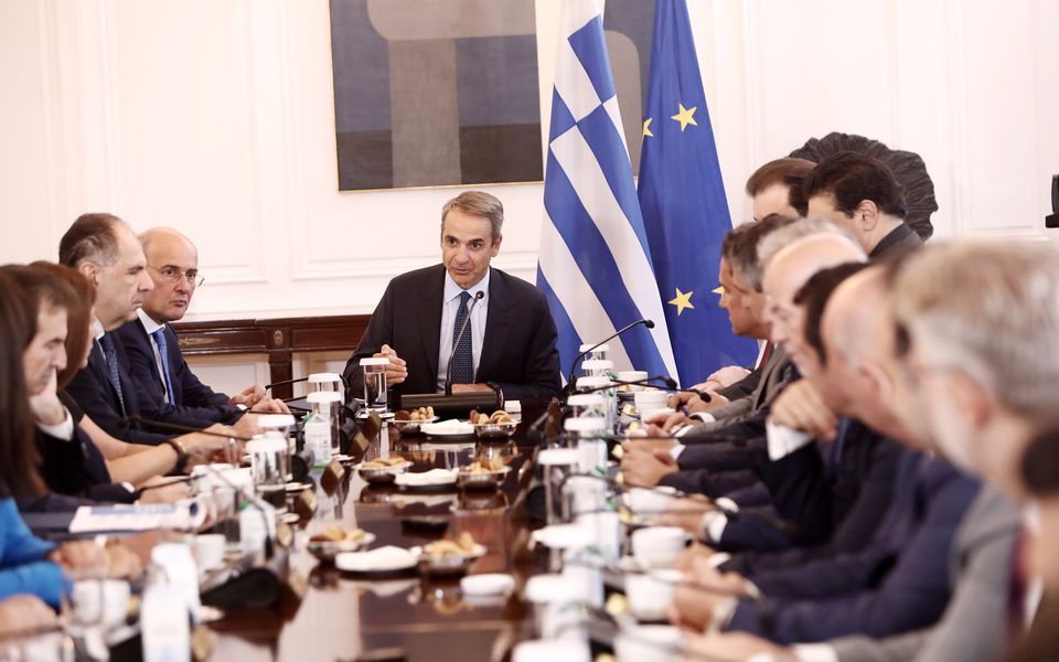 Greece approves nearly 19,500 public sector hires for 2026