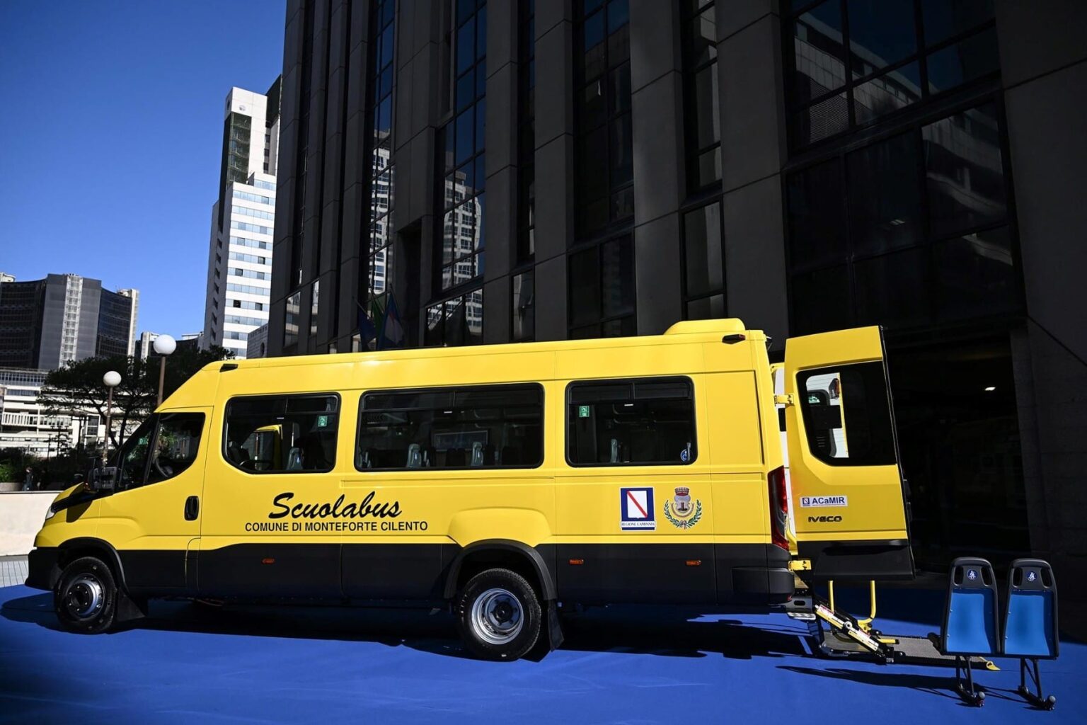 Iveco Bus to deliver 87 electric school minibuses to Italy