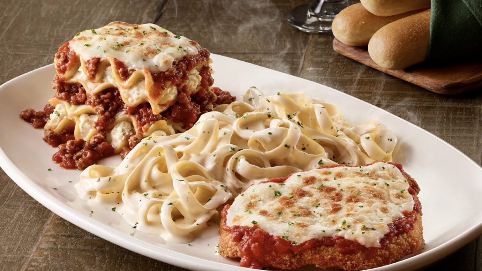 This Is What Olive Garden's Famous Tour Of Italy Cost In The '90s