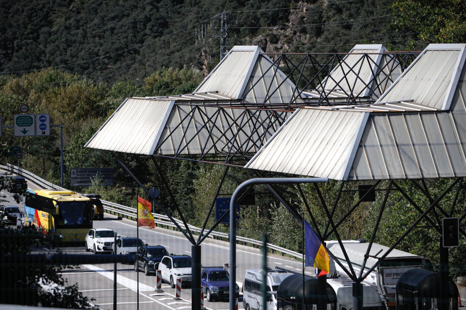 South Americans who want to come to work in Andorra must have a Schengen visa