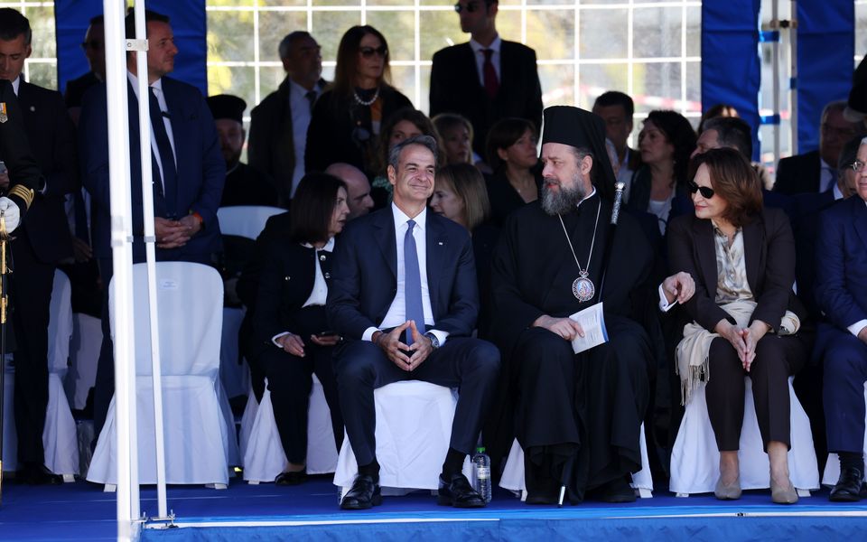 PM says Greece in position ‘to view the future with confidence’