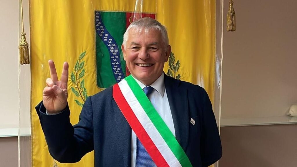 Mayor elected with 7 votes but the name of his dog Thor was written on 3 ballots. The judges: «Valid votes identified the candidate»