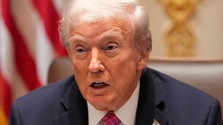 President Donald Trump speaks before a lunch with Ukraine's President Volodymyr Zelenskyy in the Cabinet Room of the White House, Friday, Oct. 17, 2025, in Washington