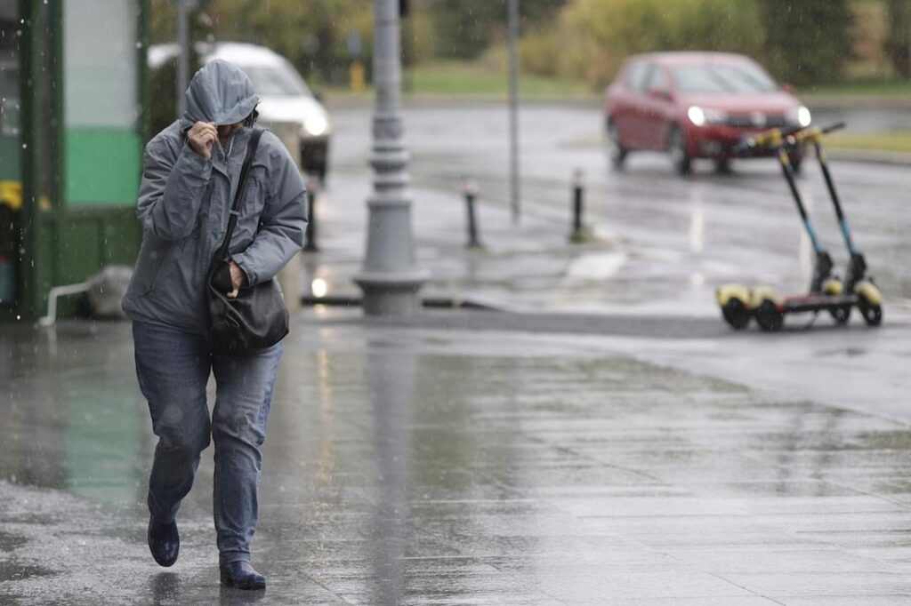 Romania reports record levels of precipitation after cyclone Barbara in early October Romania braces for another week with heavy rain and cold weather, red alert in three counties