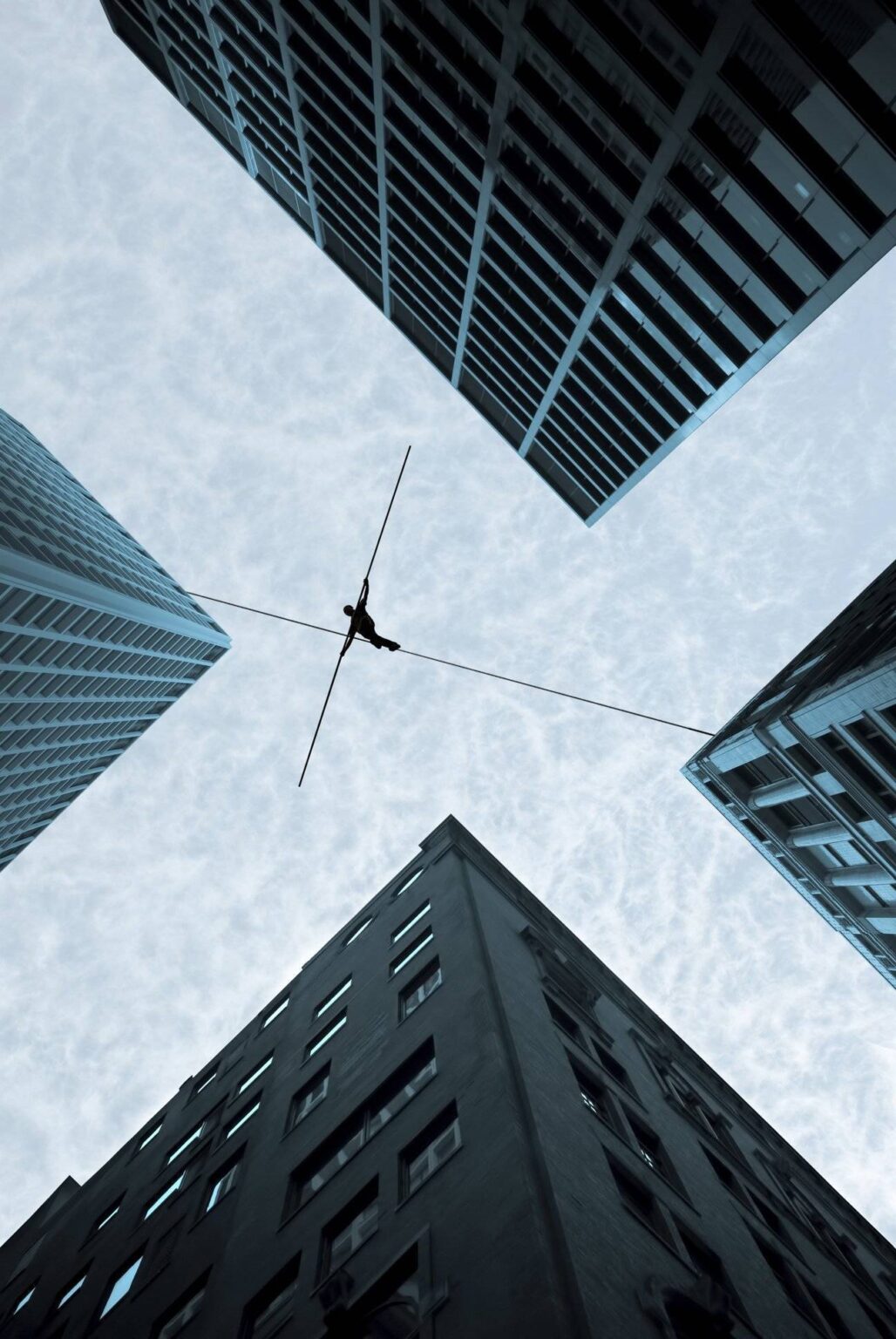 Telco sector faces rising risks in AI, ineffective transformation, evolving geopolitical environment - EY report
