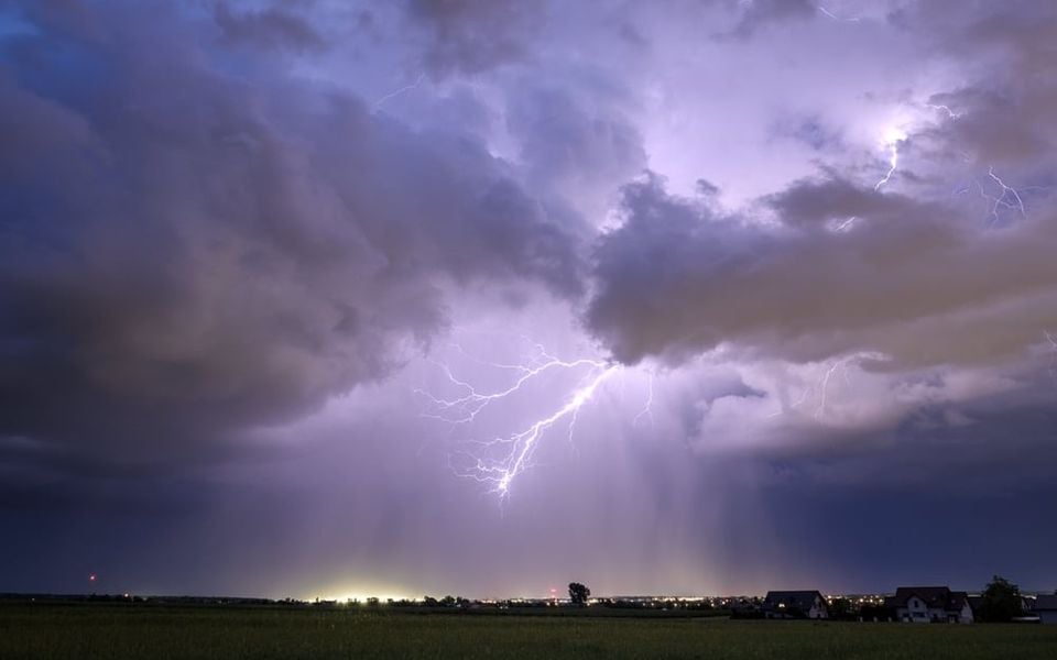 Rain and storms forecast across Greece this week