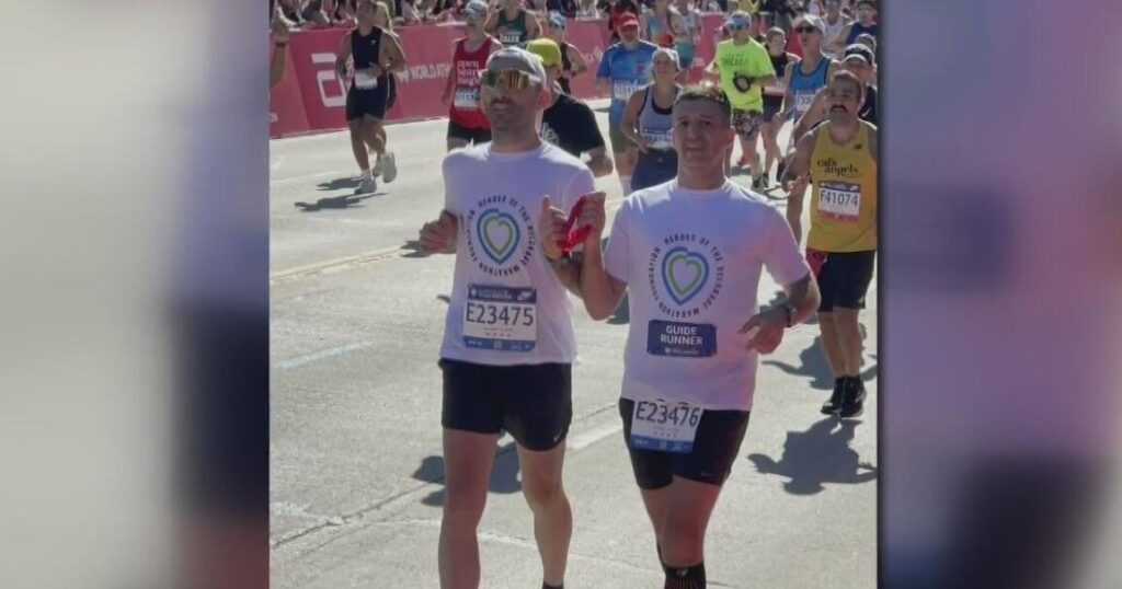 Blind runner, triathlete Milan Petrović from Serbia finishes his first BofA Chicago Marathon