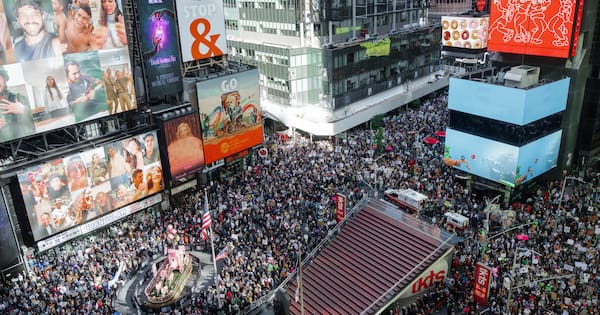 Big anti-Trump protests across US, GOP denounces 'hate America' rallies