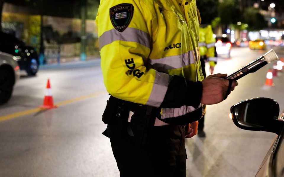 Mayors protest plan to centralize traffic fine revenue in Greece