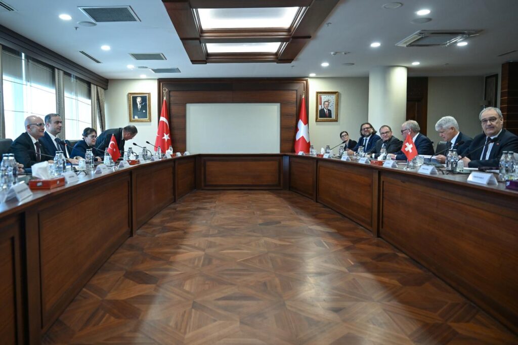 Türkiye, Switzerland to form joint working group in pharma to exchange expertise Türkiye’s Treasury and Finance Minister Mehmet Simsek (left) meets with Swiss Vice President and Minister of Economic Affairs, Education, and Research Guy Parmelin (right) during a delegation meeting at the Treasury and Finance Ministry in Ankara, Türkiye, October 30, 2025. (AA Photo)