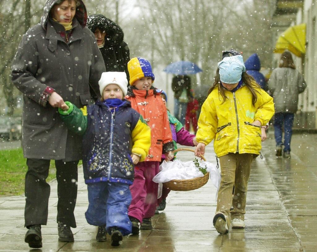 Poland: Zero income tax for families with two children