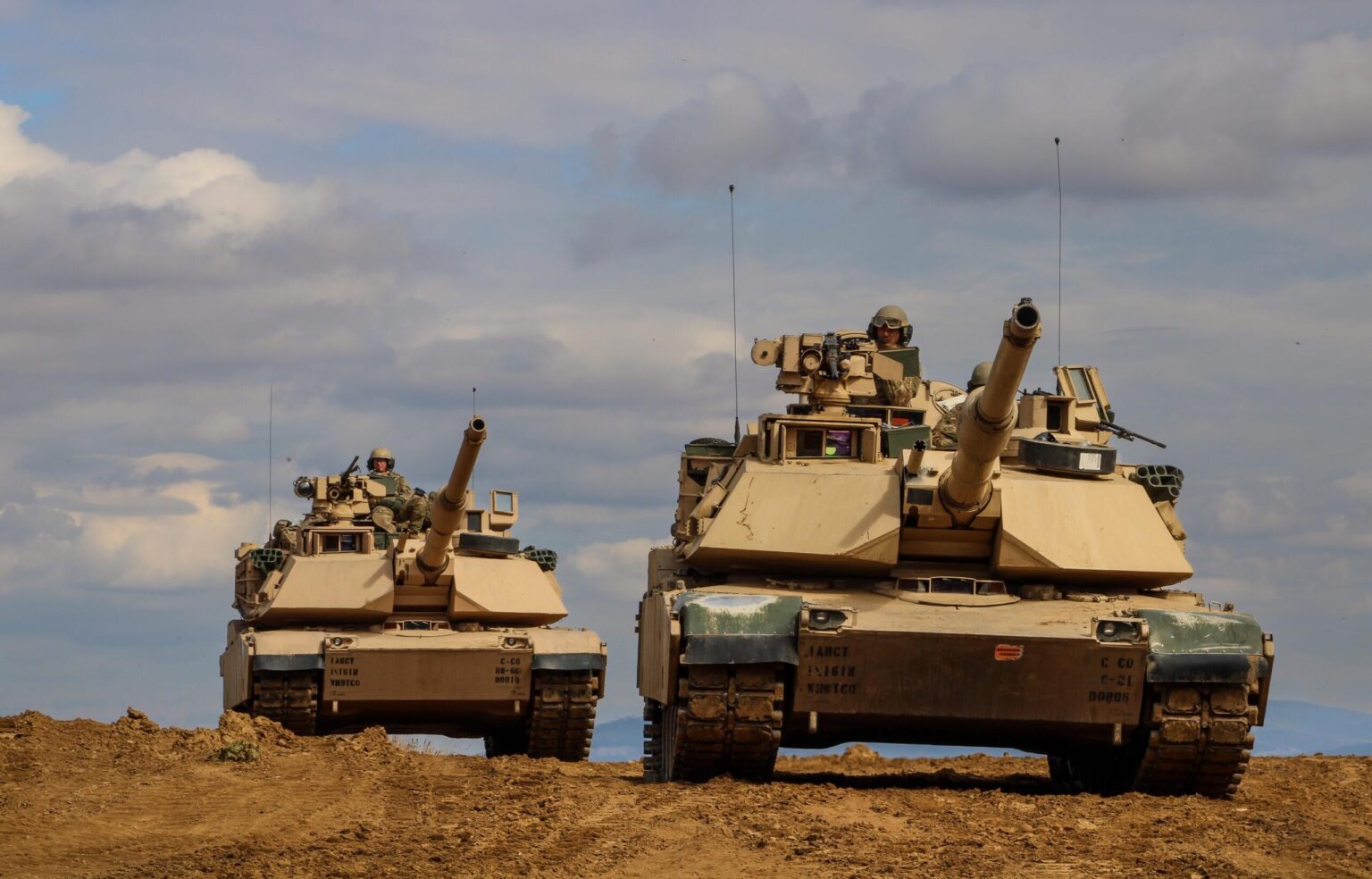 EXCLUSIVE: US offers M1A2 Abrams, M2A3 Bradley and M109A5/A6 in addition to AH-64D - Flight