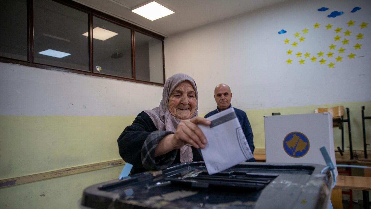 Most key municipalities in Kosovo are headed to runoffs, local election results show
