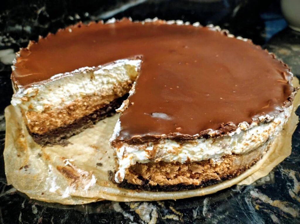 For the love of cheesecake and because I saw a photo somewhere For the love of cheesecake and because I saw a photo somewhere