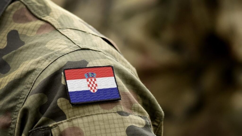 Croatia reinstates military service