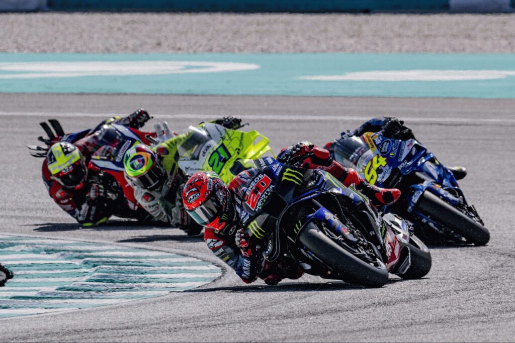 Monster Energy Yamaha MotoGP Duo Take P5 and P13 in Sepang Race