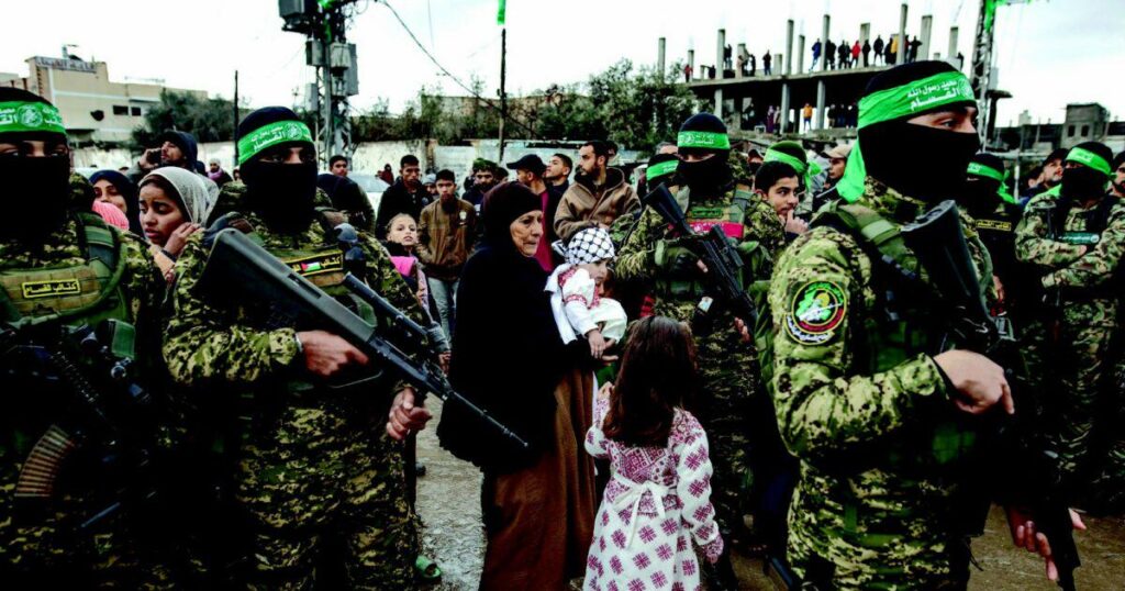 Gaza, Hamas refuses to disarm: “It is out of the question”. BBC: “The group has already recalled 7 thousand militiamen after the Israeli withdrawal” Gaza, Hamas refuses to disarm: "It is out of the question". BBC: "The group has already recalled 7 thousand militiamen after the Israeli withdrawal"
