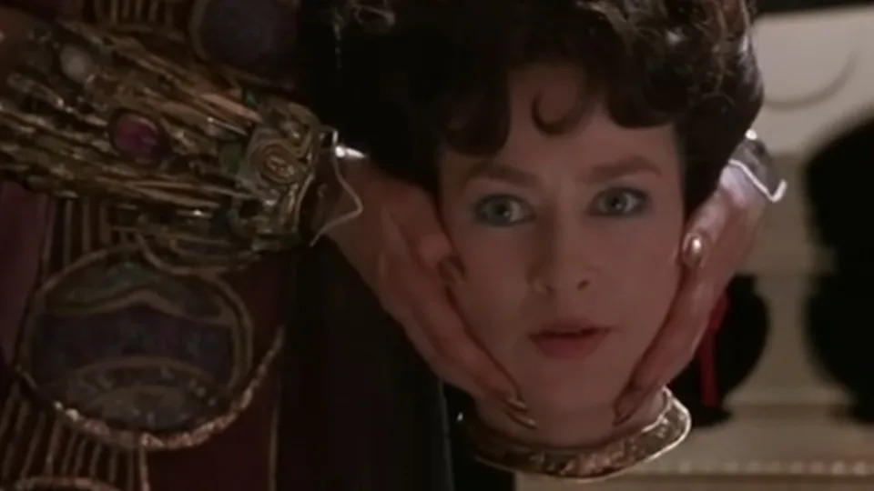 A head held within hands in Return to Oz