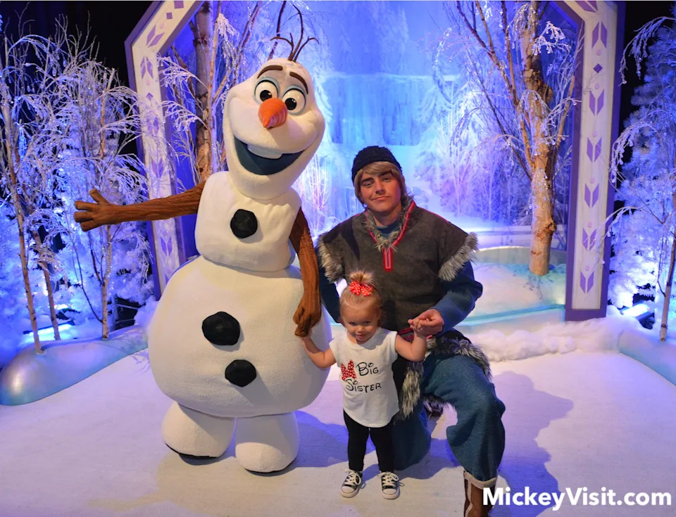 olaf old theme park costume disneyland
