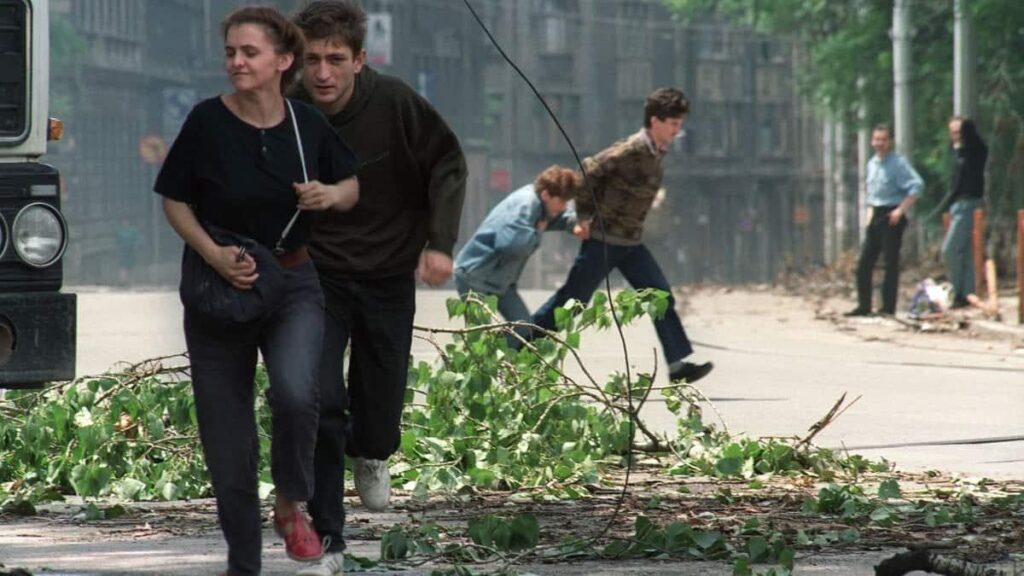 Tourists reportedly paid dearly to shoot civilians during 'human safaris' in Bosnia