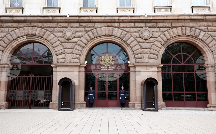 President Vetoes Law Linked to Sale of Lukoil Assets in Bulgaria