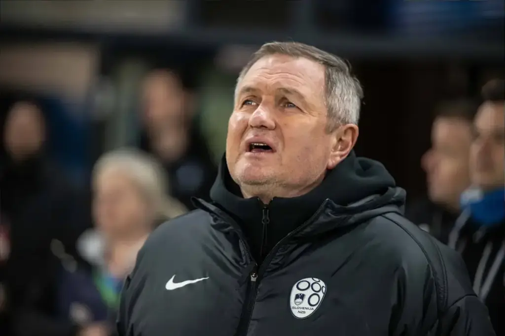 “Diplomatic incident” avoided between Manchester United and Slovenian FA "Diplomatic incident" avoided between Manchester United and Slovenian FA