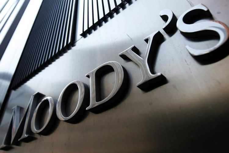 Moody’s Upgrades Italy’s Credit Rating for First Time Since 2002