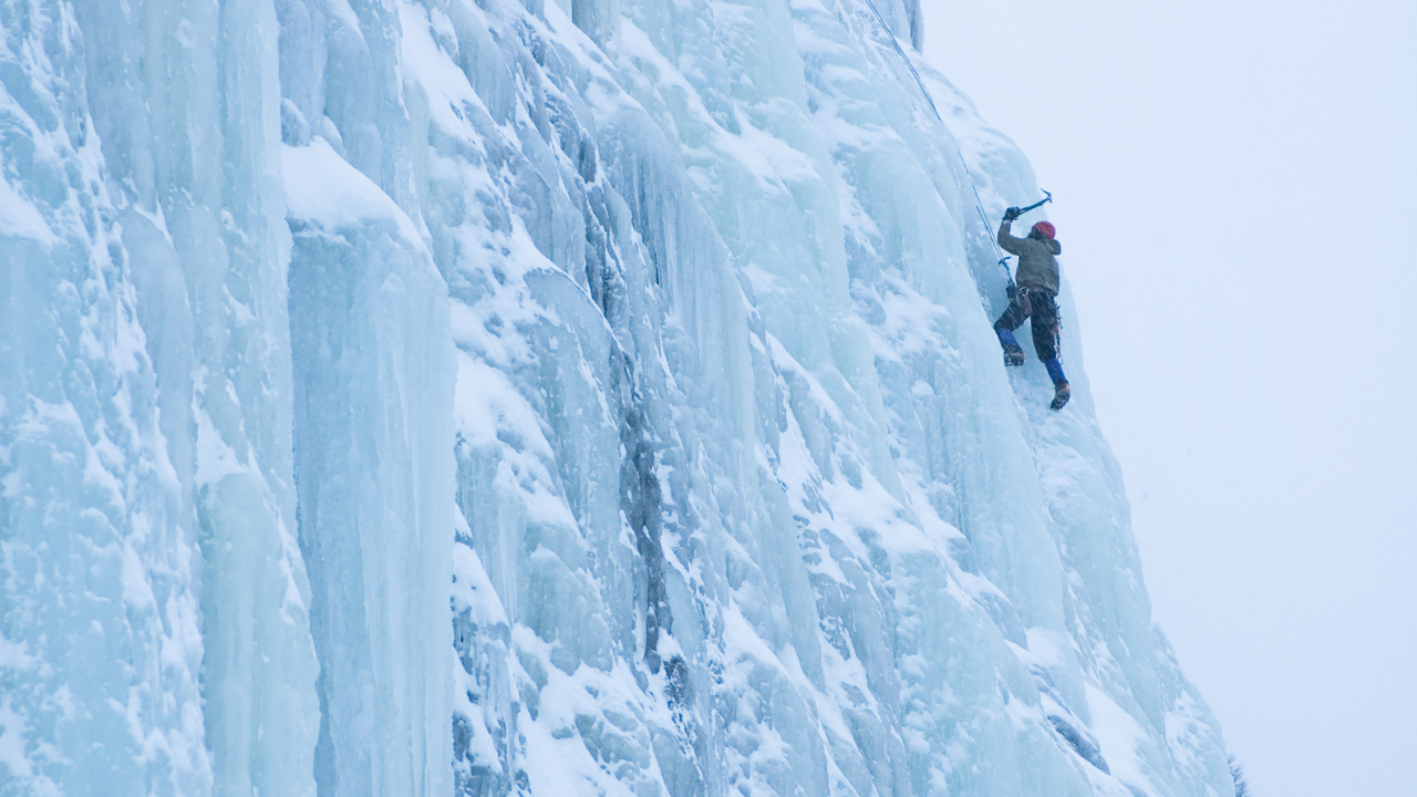 Ice Climbing in tztal