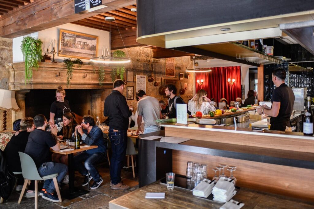 All-you-can-eat buffets attract gourmet and value-conscious diners in France’s city centers All-you-can-eat buffets attract gourmet and value-conscious diners in France's city centers