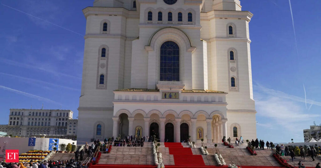 Jesus once fed 5000 taken literally by Orthodox faith? 5000-seater church in Romania will shock you;half the height of Burj Khalifa: National Cathedral in Bucharest stands at 417 ft, costs $315 mn