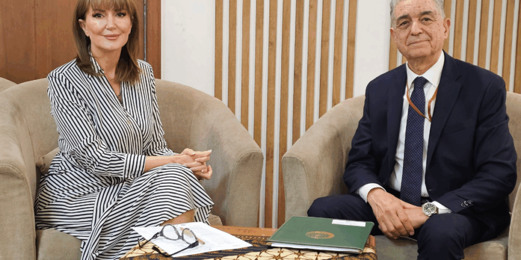 Jahjaga participates in the World Peace Forum - seeks recognition of Kosovo from Indonesia