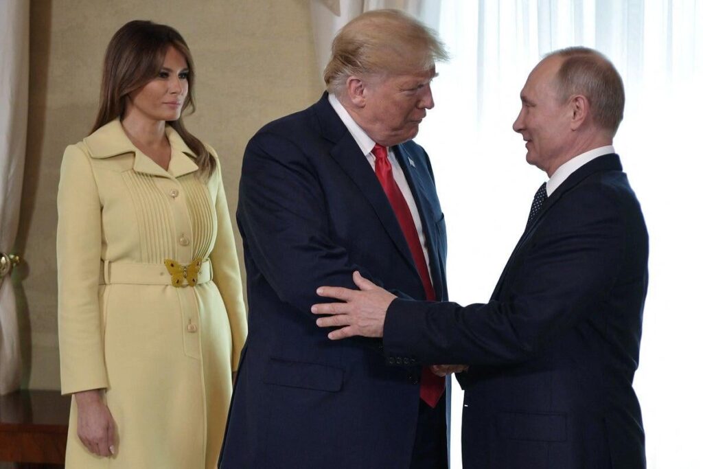 Why did Norway's former Prime Minister agree to relay messages about Trump from Jeffrey Epstein to the Kremlin?