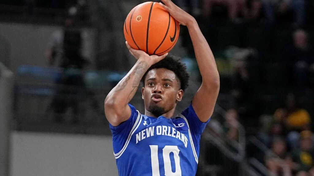 Player banned by the NCAA for his role in a sports betting scheme acknowledges he point-shaved