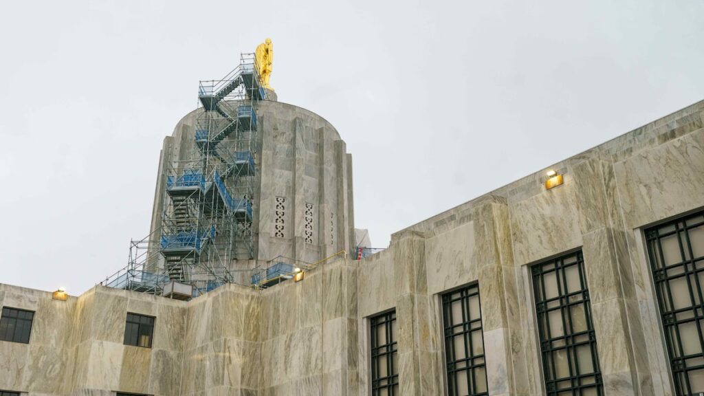Oregon’s budget picture brightens — slightly