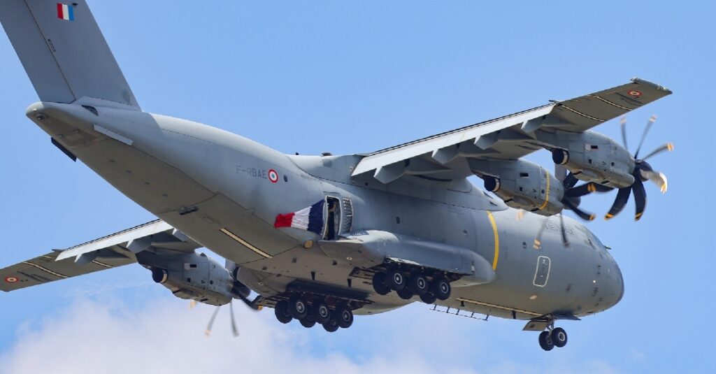 Mali • With the junta in trouble, France weighs up options to evacuate its nationals