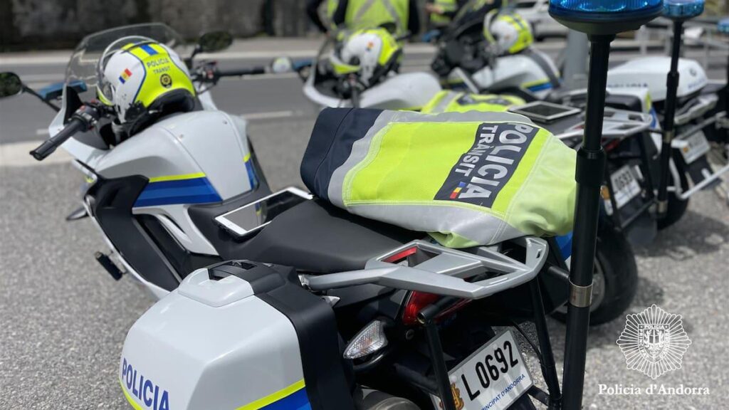 The police will add 24 new officers at the end of 2027