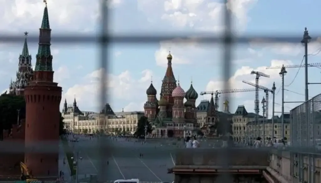 Wartime economy: Russians' purchasing power continues to weaken - ISW