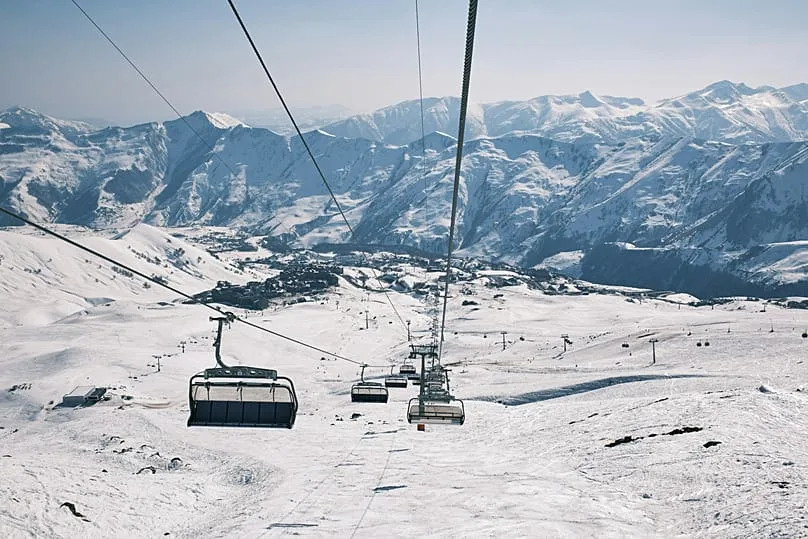 Resorts Gudauri and Tetnuldi both span from 2,000 to over 3,000 metres. 