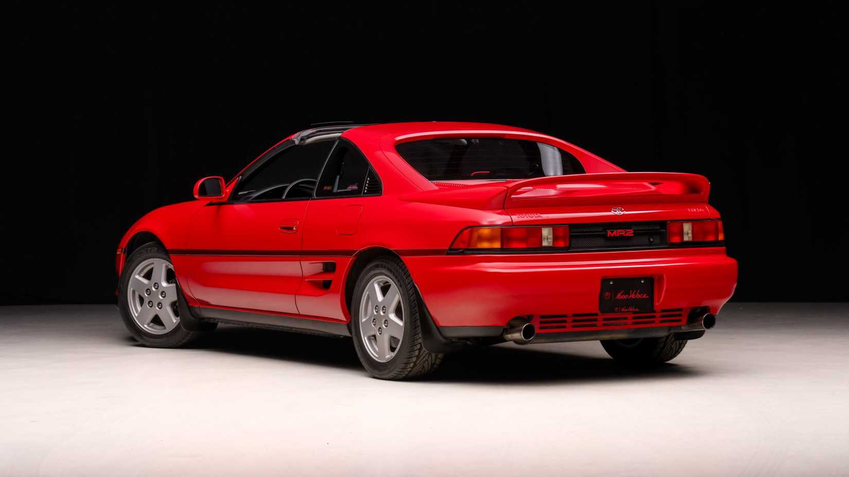 1993 Toyota MR2 Turbo W20 rear 3/4 red