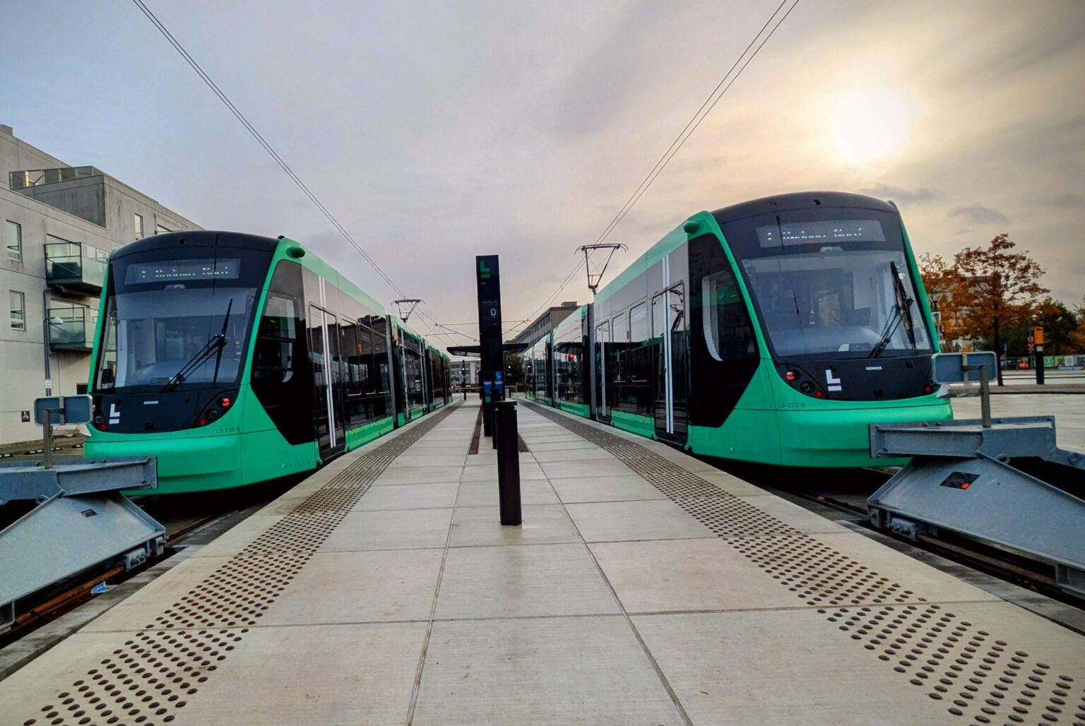 More light rail, please!