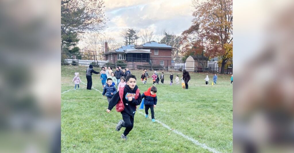 Robbins Lane PTA hosts Turkey Trot