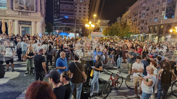 Parents of Victims of Deadly Fire in North Macedonia Hold Rally, Demand Justice