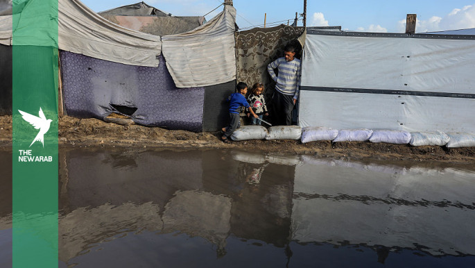 Israeli strikes in Gaza kill 4 as search for captives resumes