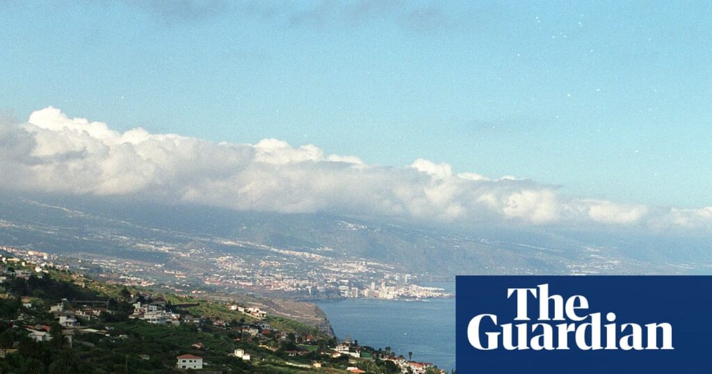 Three dead and 15 hurt after rough seas pull people into the ocean in Tenerife | Spain